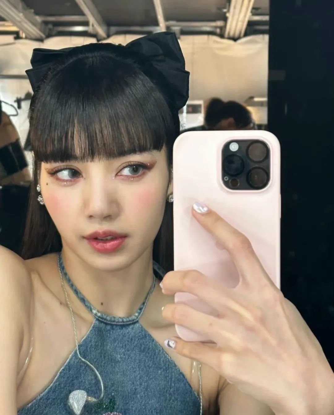 眼突计怎么用美人计｜碎钻不值钱，放眼睛上正合适_https://www.jmylbn.com_新闻资讯_第15张