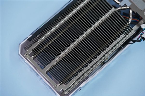 纯白千层镜!影驰RTX 4060 Ti 8GB星曜OC图赏