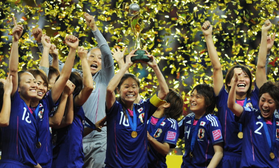 日本女足夺得世界杯|图出自网络