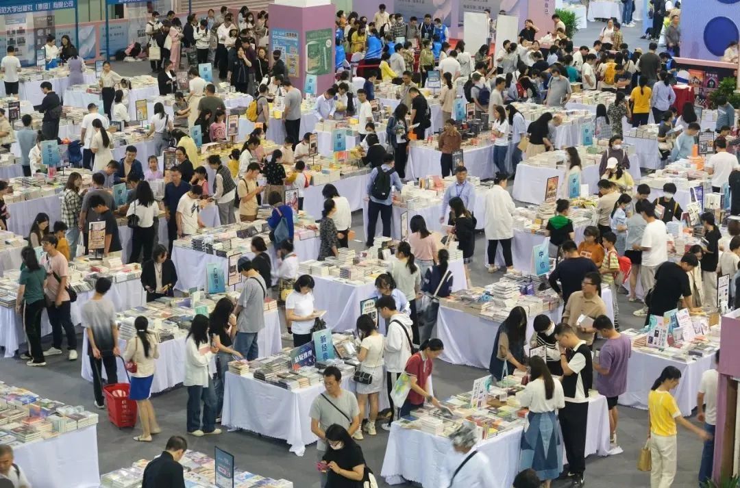 第八届浙江书展现场 图源:宁波发布