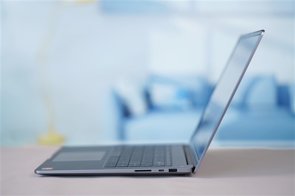 AMD锐龙7 7840HS加持!Redmi Book Pro 15 2023锐龙版图赏