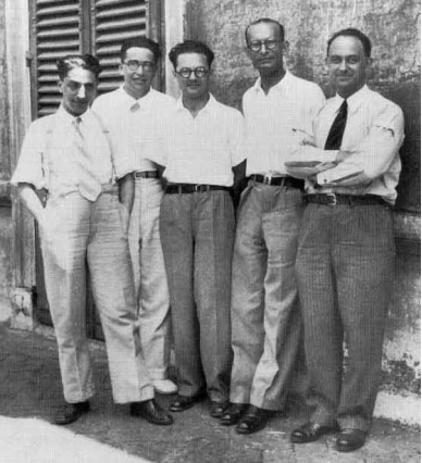 图说：费米研究组 (the Via Panisperna 男孩)。1934年，从左至右为Oscar D'Agostino, Emilio Segrè, Edoardo Amaldi, Franco Rasetti和费米丨图源：维基百科