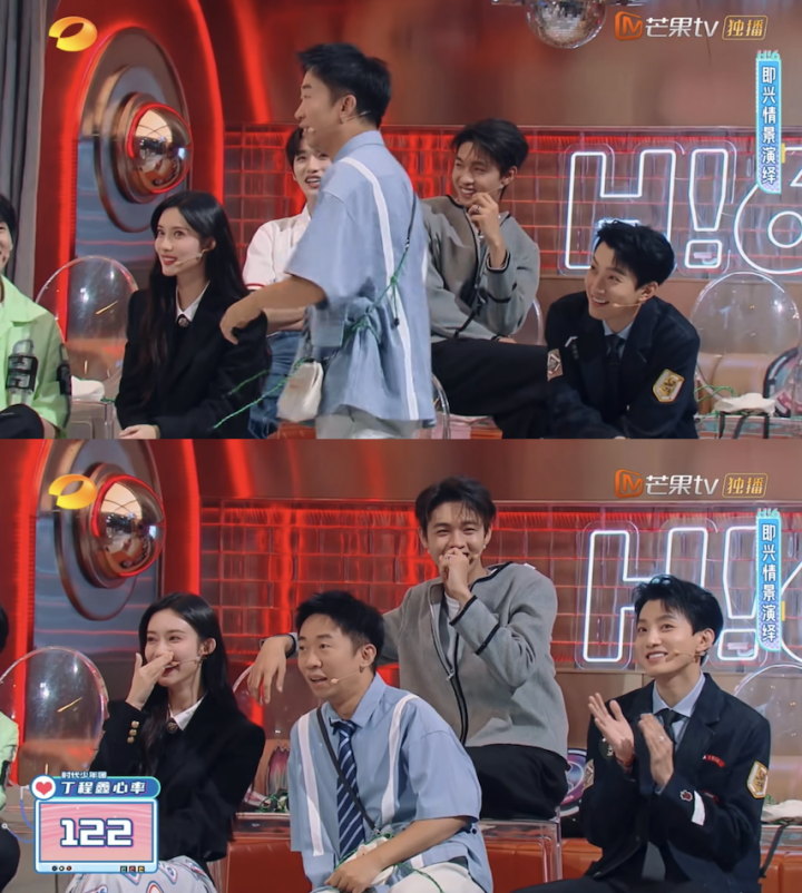 谁懂,他俩一直偷摸手拉手诶 谁懂,他俩一直偷摸手拉手诶