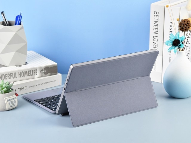 中柏EZpad V10上手:“买对”比“买贵”更重要