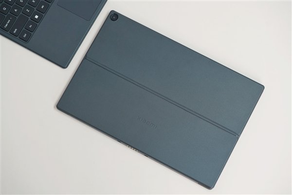 小米首款二合一笔记本!小米笔记本12.4图赏