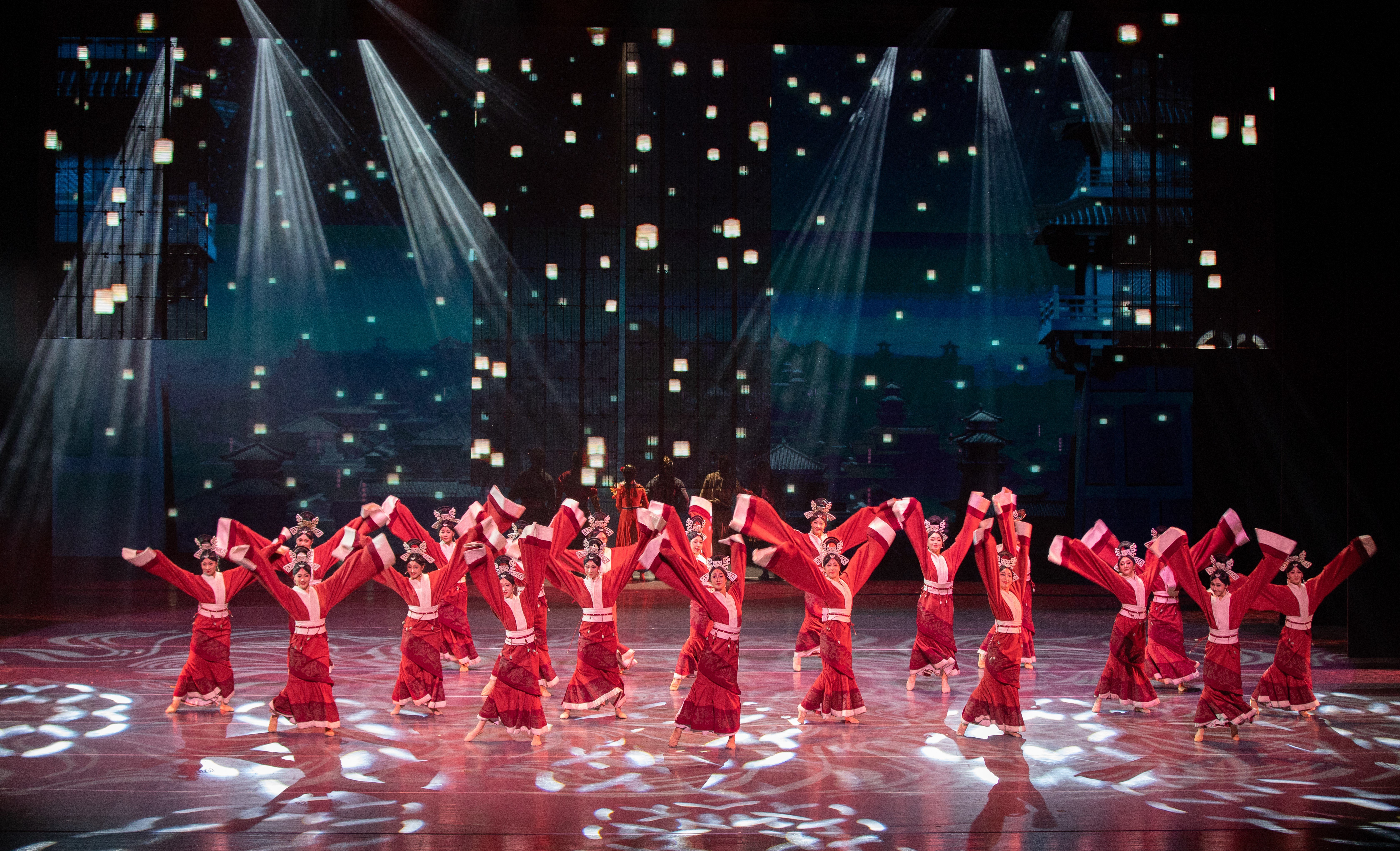 舞剧《五星出东方》剧照。