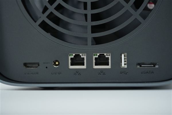 性能提升至2.5倍!新款极空间Z4 Pro图赏