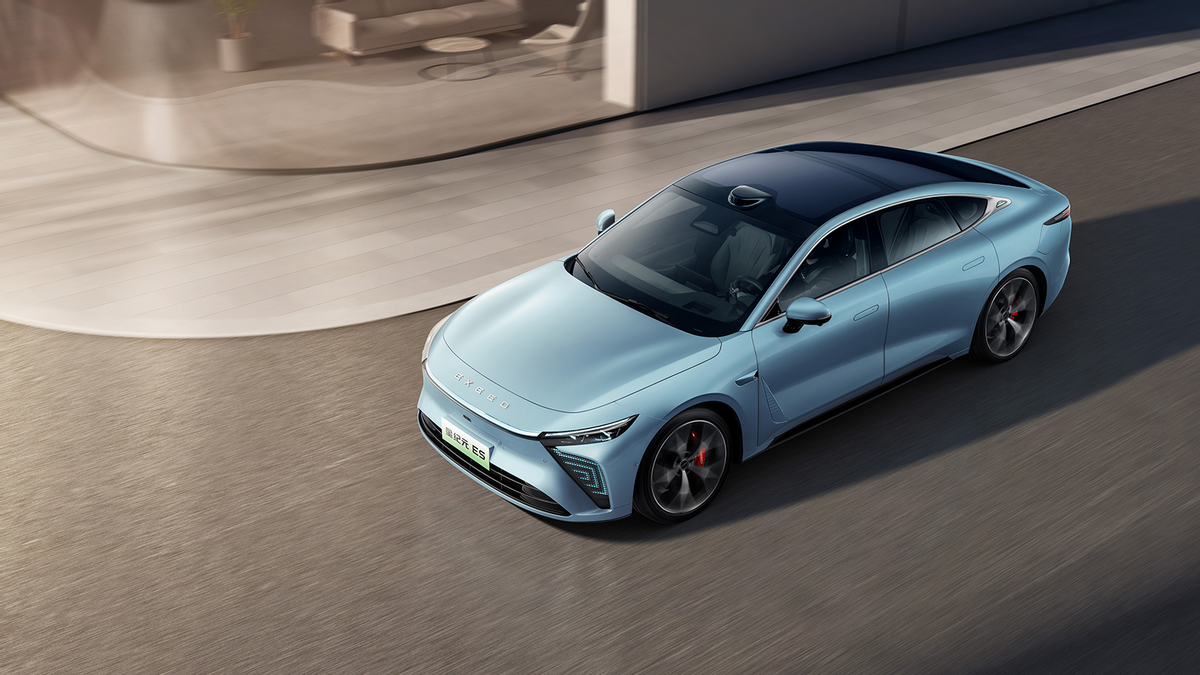 22.58万起/全系空气悬架/续航破900km,星纪元ES和智界S7谁更香?