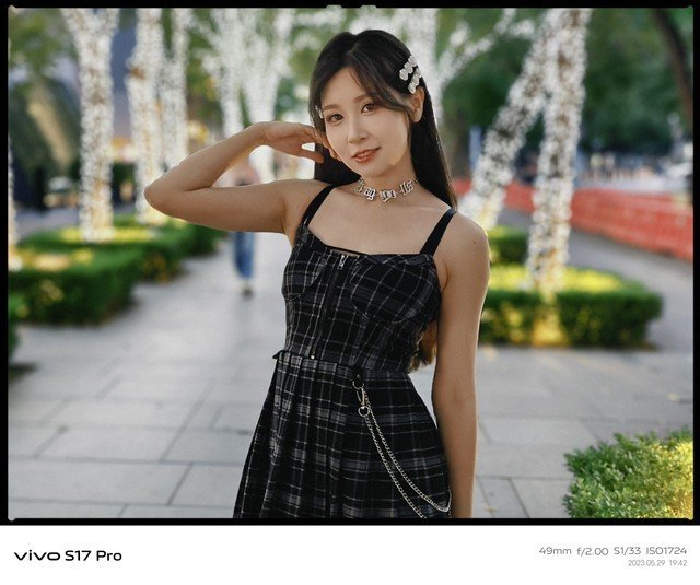 【有料评测】vivo S17 Pro全面评测:一眼心动的水墨山水图