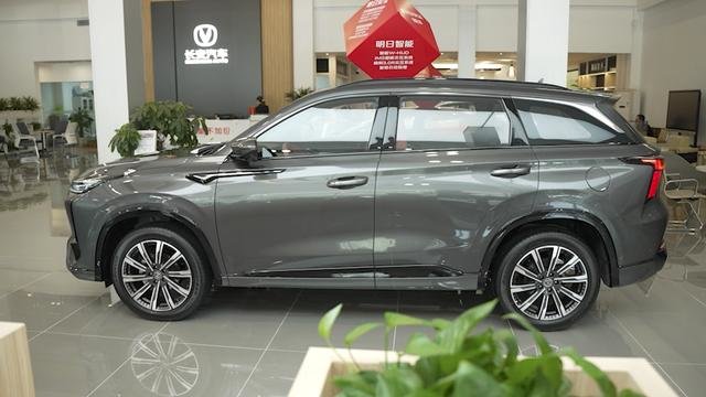 第三代cs75plus探店_凤凰网汽车_凤凰网