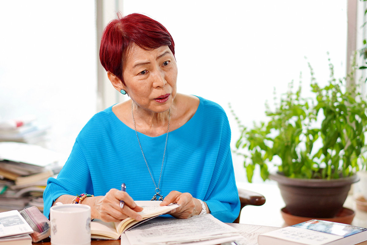 上野千鹤子十五小时之花嫁背后非性缘的婚姻关系与日本照护保障的缺失