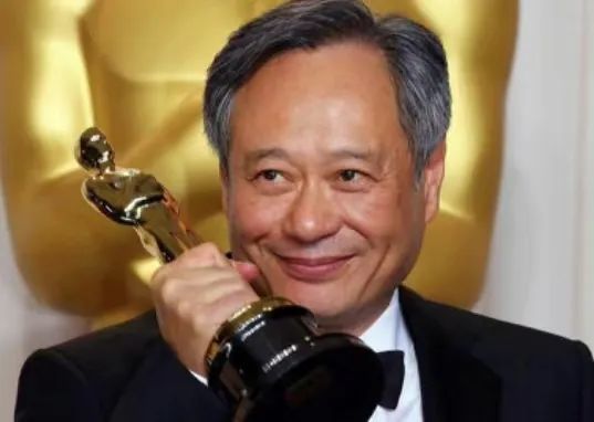 还记得任贤齐的女儿吗？去美国读书了？