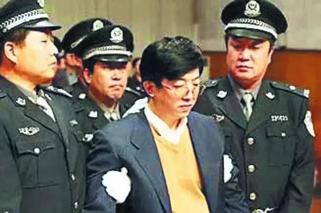 ● 程维高秘书李真在法庭上