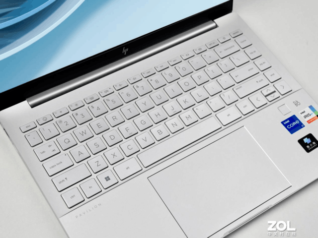 惠普星Book Pro 14评测:1TB大硬盘+2.8K OLED屏 高颜值的职场利器