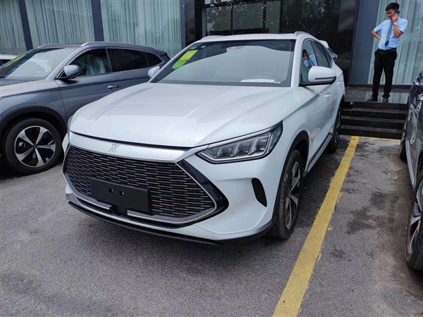 首批比亚迪宋PLUS DM-i车主 2年纯电2万公里是一种怎样的体验?