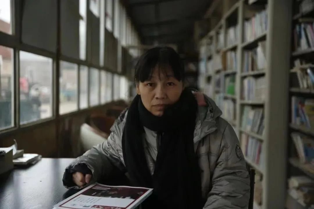 作家范雨素：我还在北京做保洁，周围的人都欣欣向荣