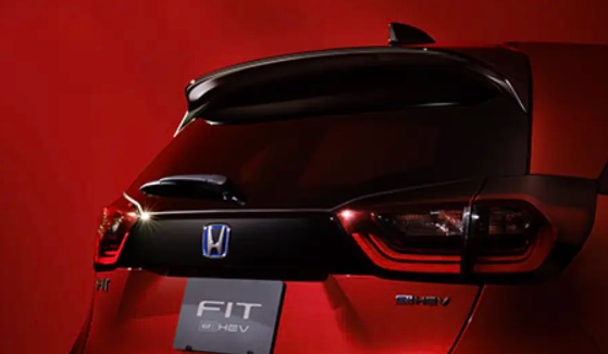 “平民超跑”本田飞度再放大招:1.5L+四驱仅售10万元