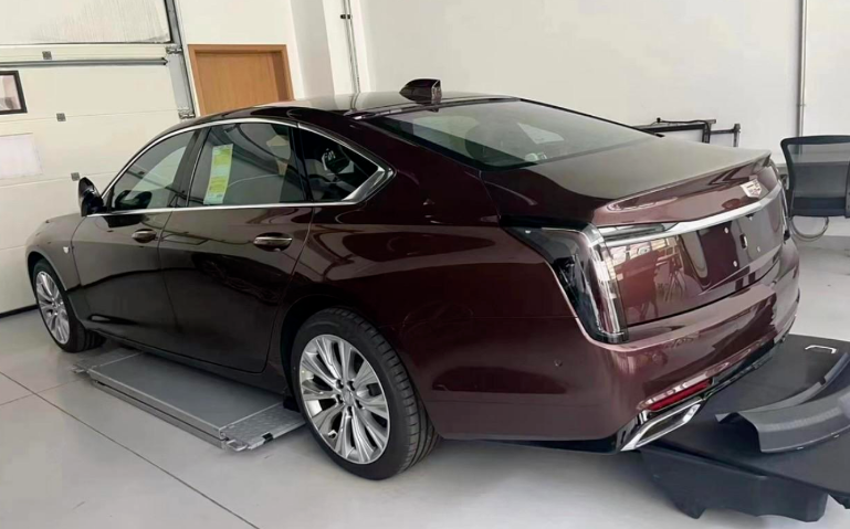 配备曲面双联屏 全新凯迪拉克CT6内外升级 是否可以挑战56E?