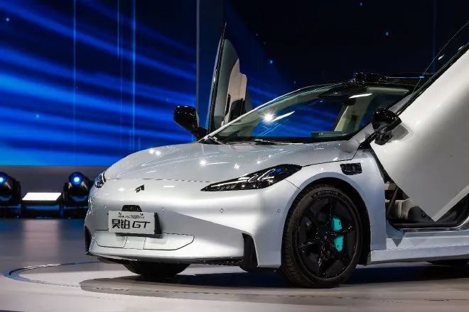 中国第2000万辆新能源车昊铂gt上市即交付