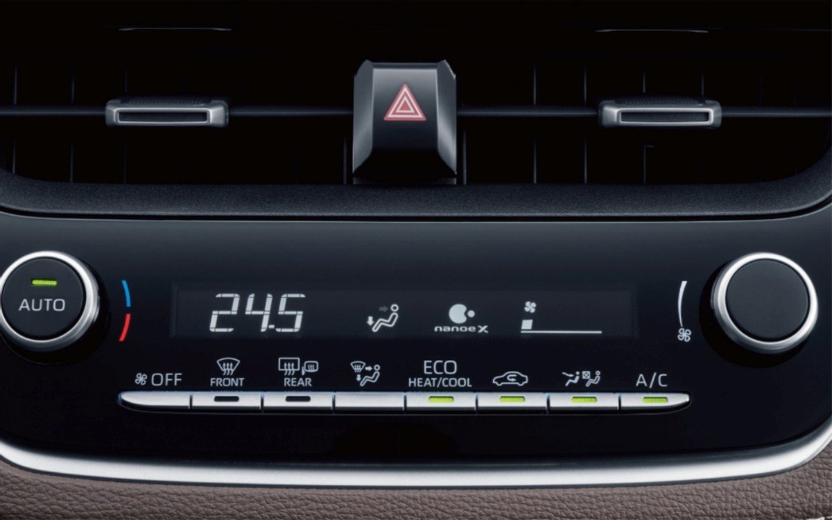 配置全面升级 换装比亚迪电池 2023款卡罗拉怎么选?