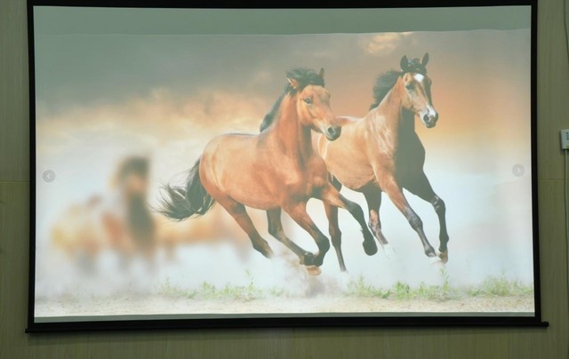 小空间实现大屏 明基JD530短焦投影评测