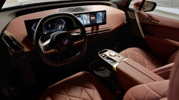 鼻子越大 价格越贵!全新改款宝马iX为啥能卖100万