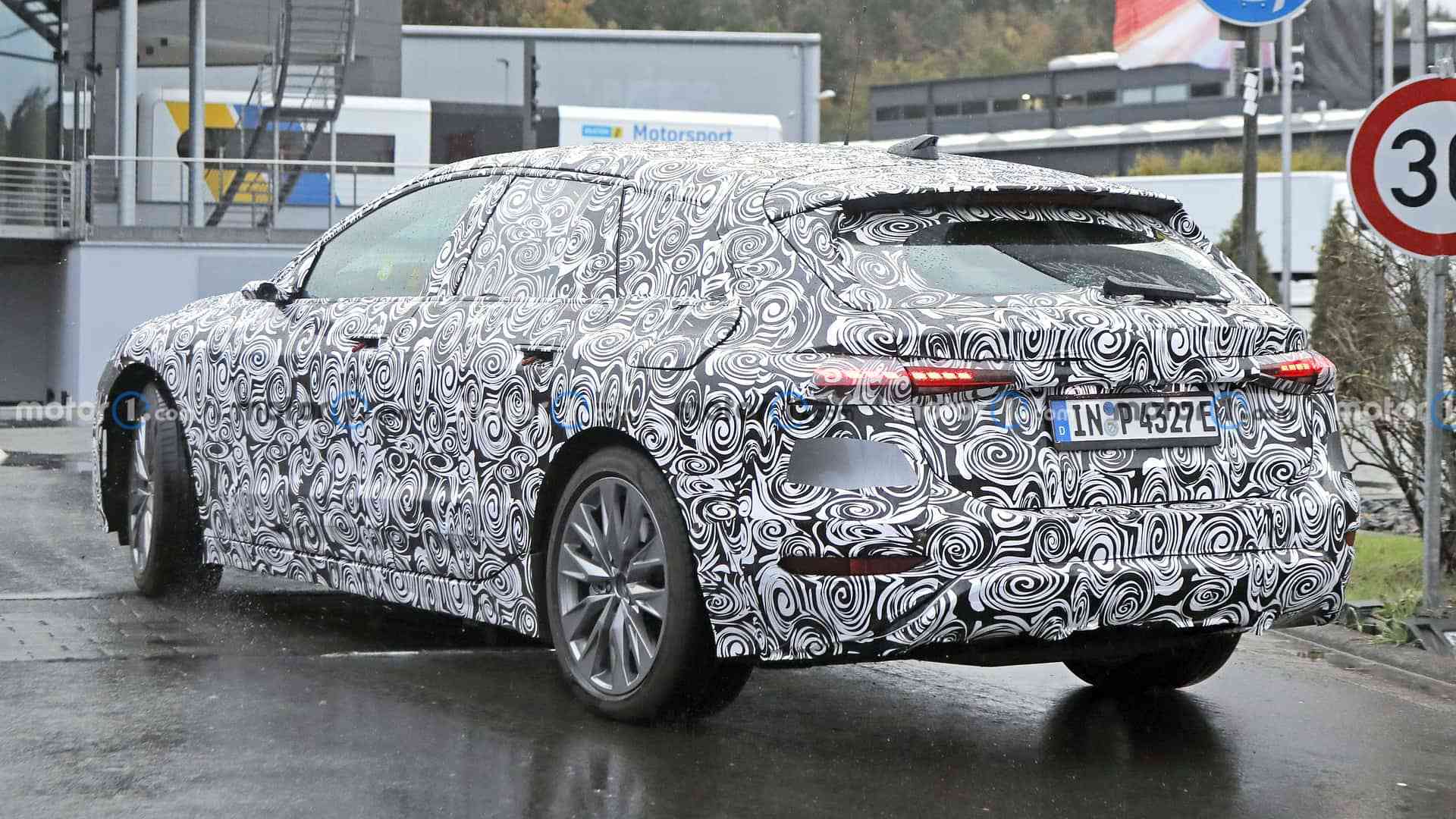 可能是最美纯电旅行车 奥迪A6 e-tron旅行版谍照