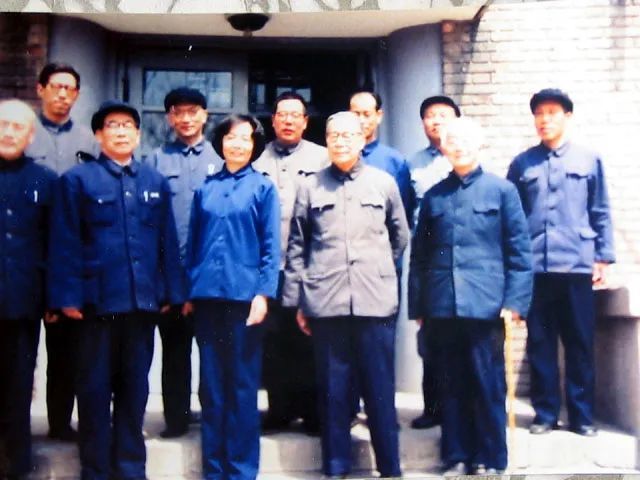 南开大学杨石先校长等欢迎叶嘉莹先生回国讲学