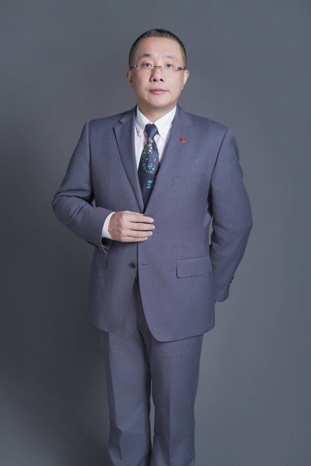 物业论坛丨中海物业王新刚:擦亮“第一管家”金字招牌,将服务做深做透_凤凰网