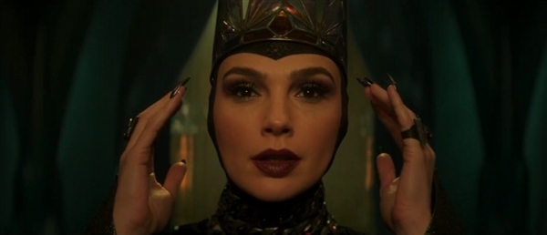 《白雪公主》真人电影首支预告片发布:盖尔·加朵饰演毒皇后亮相