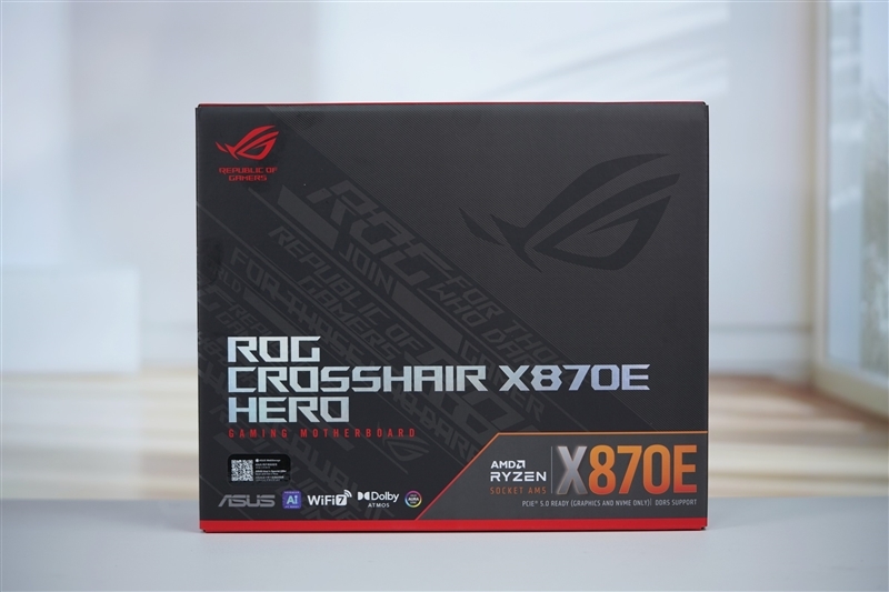 ROG CROSSHAIR X870E HERO主板首发评测：9000系锐龙满血旗舰搭档 AI智能超频让小白误差榨干潜能