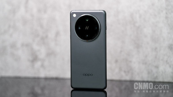 OPPO Find X8 Pro