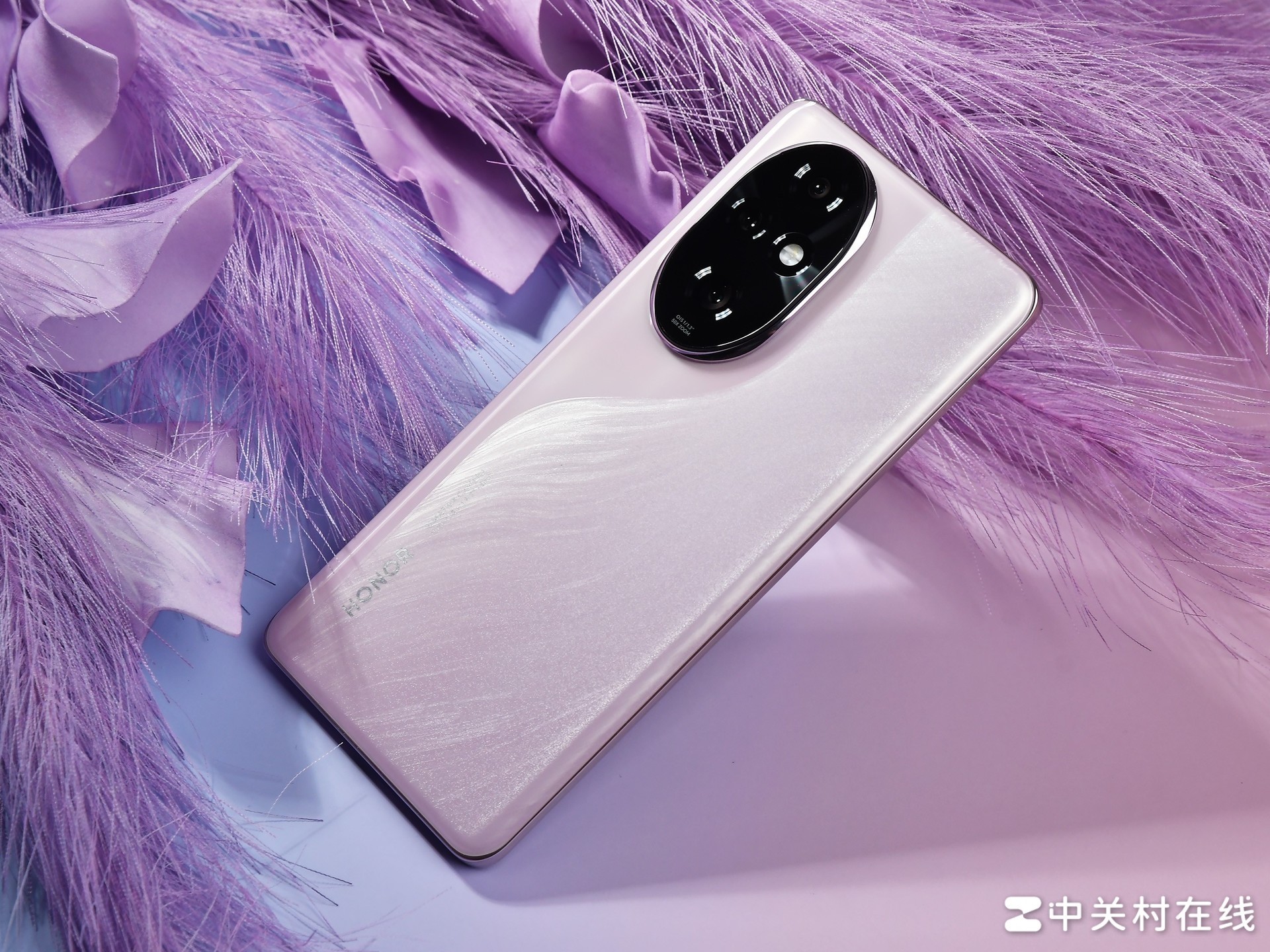 用AI重构手机人像摄影 荣耀200 Pro上手体验