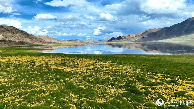 西藏阿里地区日土县芦布措湖。次仁罗布 摄