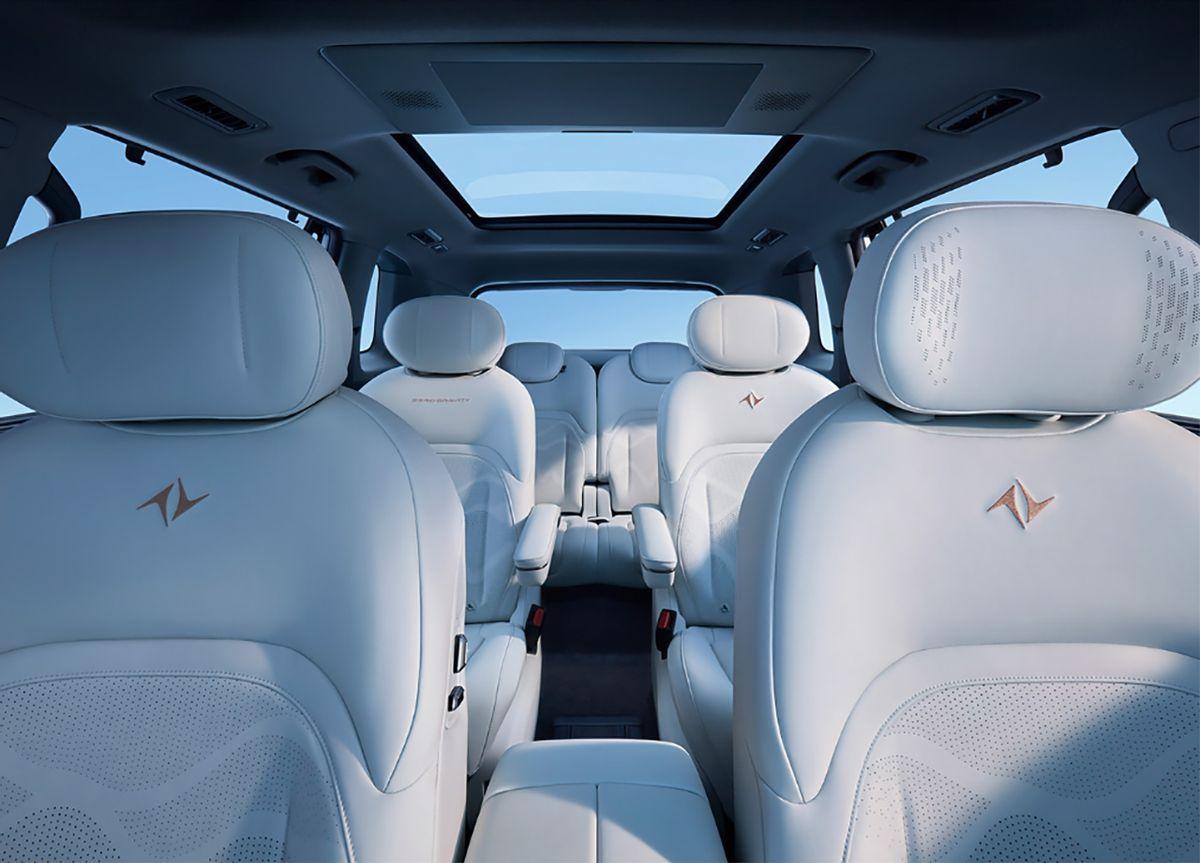 想要冰箱彩电大沙发?不用只盯着理想L8