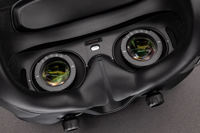 大疆Avata 2评测:新增一键花飞,自带桨保零基础上手的飞行体验无人机