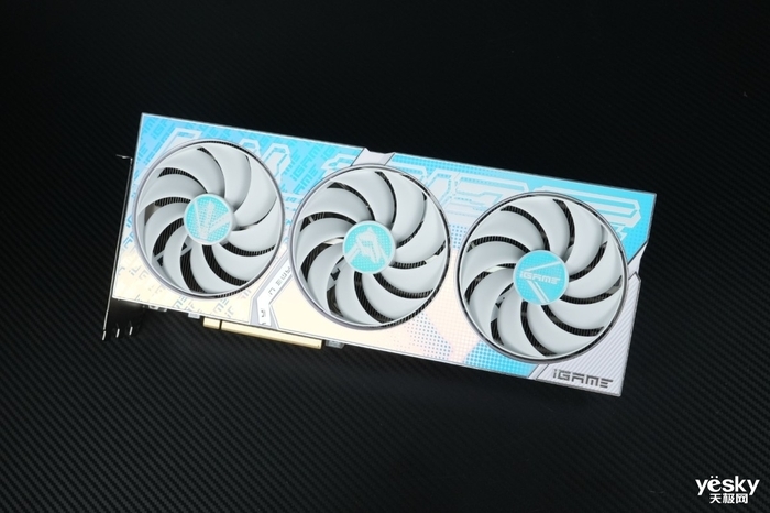 七彩虹 iGame GeForce RTX 4080 SUPER Ultra W OC 评测:无愧SUPER之名