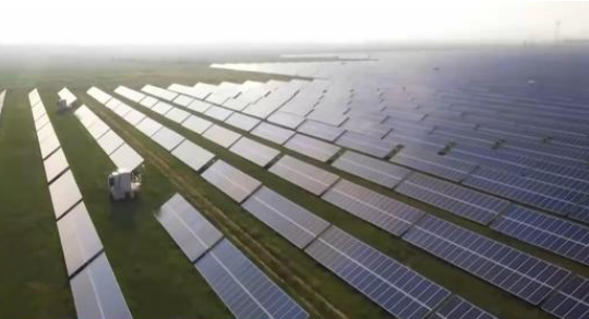 比重上升至24.8%!我国光伏装机规模已超风电水电