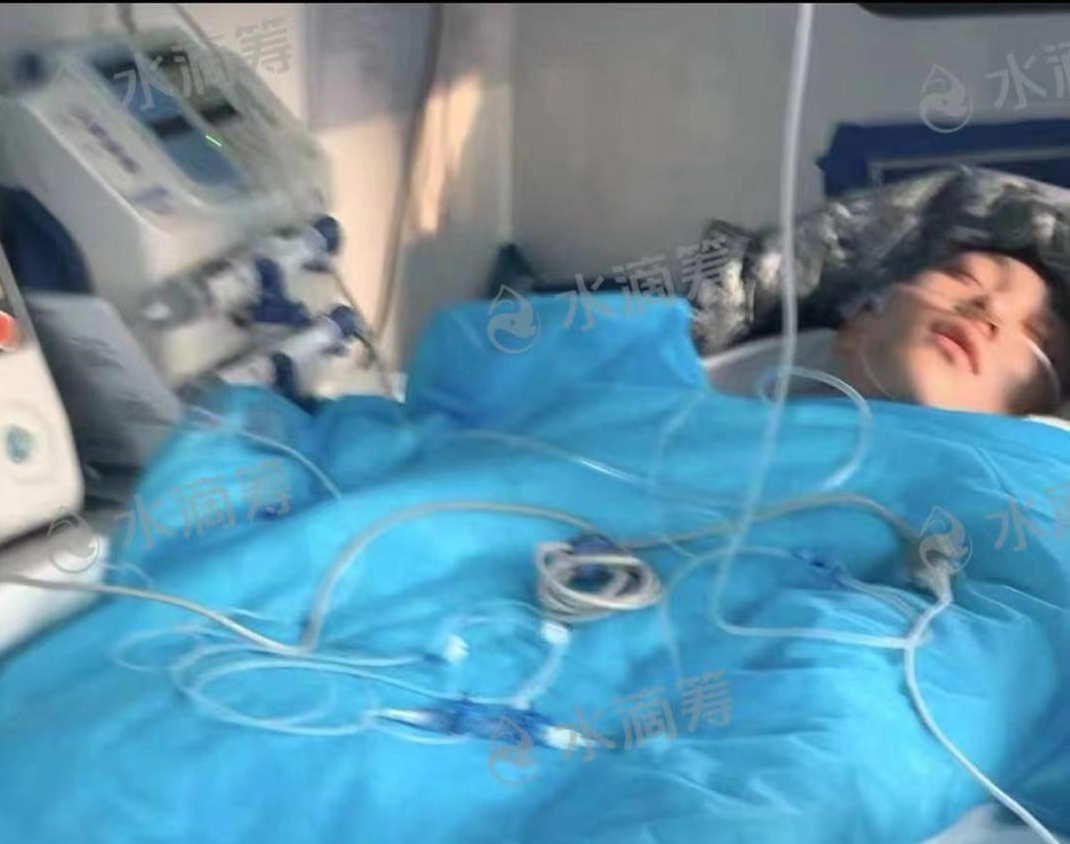 ▲有齐鲁医院医师签字的“患者情况介绍” 图据水滴筹