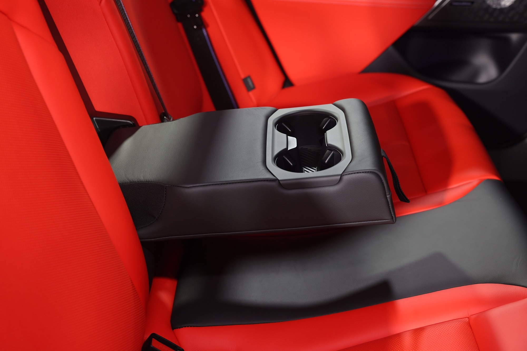 成都车展:2024全新宝马M5惊艳亮相开启国内首秀之旅