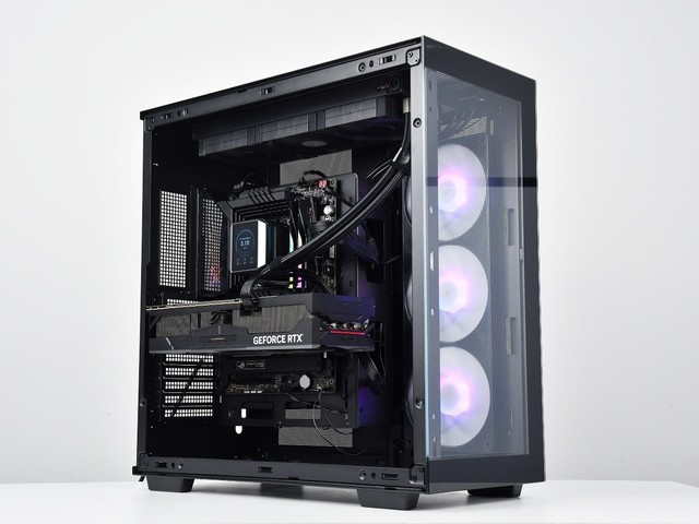 九州风神冰暴360水冷散热器评测:自带屏幕的散热高手