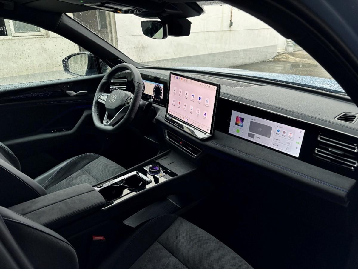 副驾有娱乐屏!全新途观L Pro实拍图曝光 比欧规更良心?