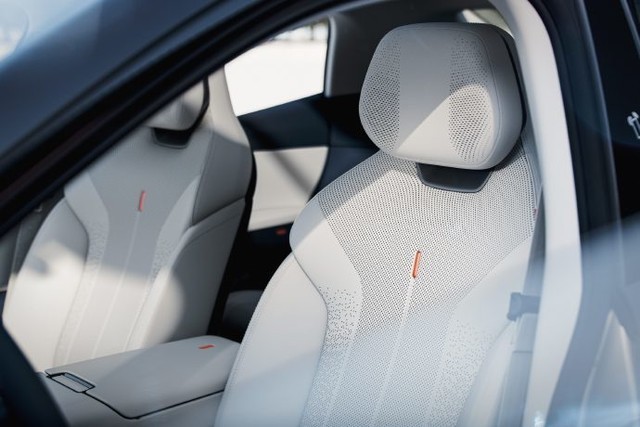 领克07 EM-P全球首秀:设计,设计,还是设计