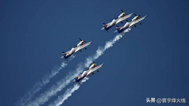 印度空军节传来噩耗，没有坠机，现场踩踏事故百人死伤