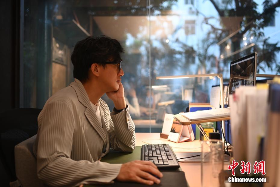 湾区青年说】香港建筑师阮文韬：跨过深圳河逐梦大湾区_凤凰网