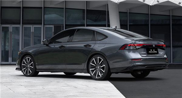 无惧比亚迪等中国车 新款广汽本田雅阁上市:17.98万起