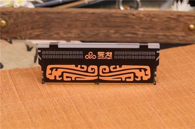 DR8000怎么用带你超频8000+，墨云藏境DDR5 RGB内存条超频实测_https://www.jmylbn.com_新闻资讯_第1张