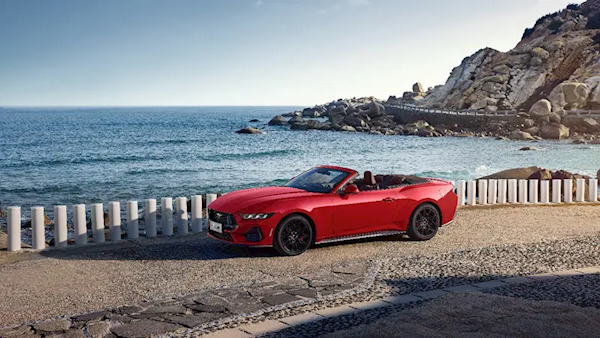 年轻人第一台敞篷超跑!全新福特野马敞篷版即将引入国内市场