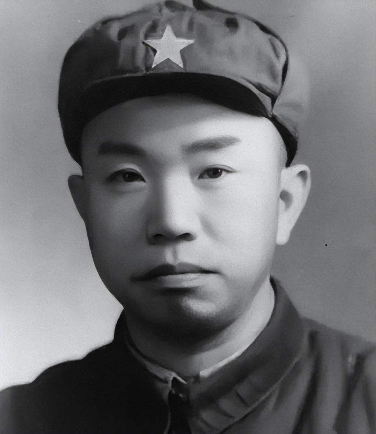 他是开国大将,藏在农妇家中,农妇转身对敌人告密:他躲在我家_凤凰网