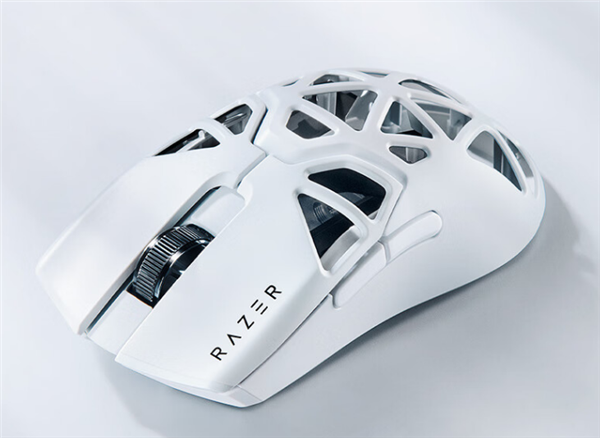 2499元 雷蛇推出毒蝰迷你无线鼠标白色版:镁合金镂空设计